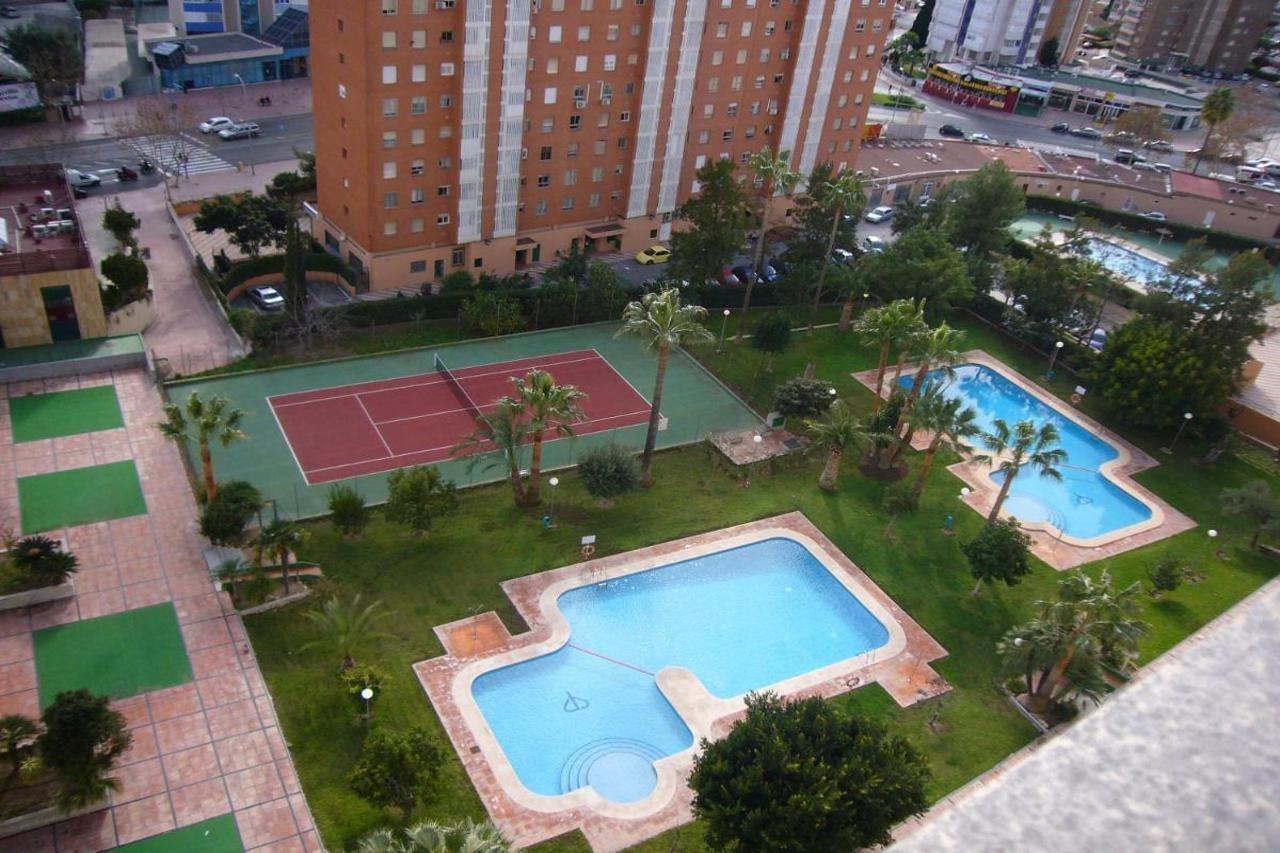 Gemelos 4 Benidorm Bagian luar foto