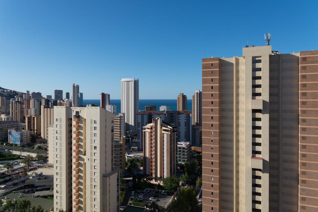 Gemelos 4 Benidorm Bagian luar foto
