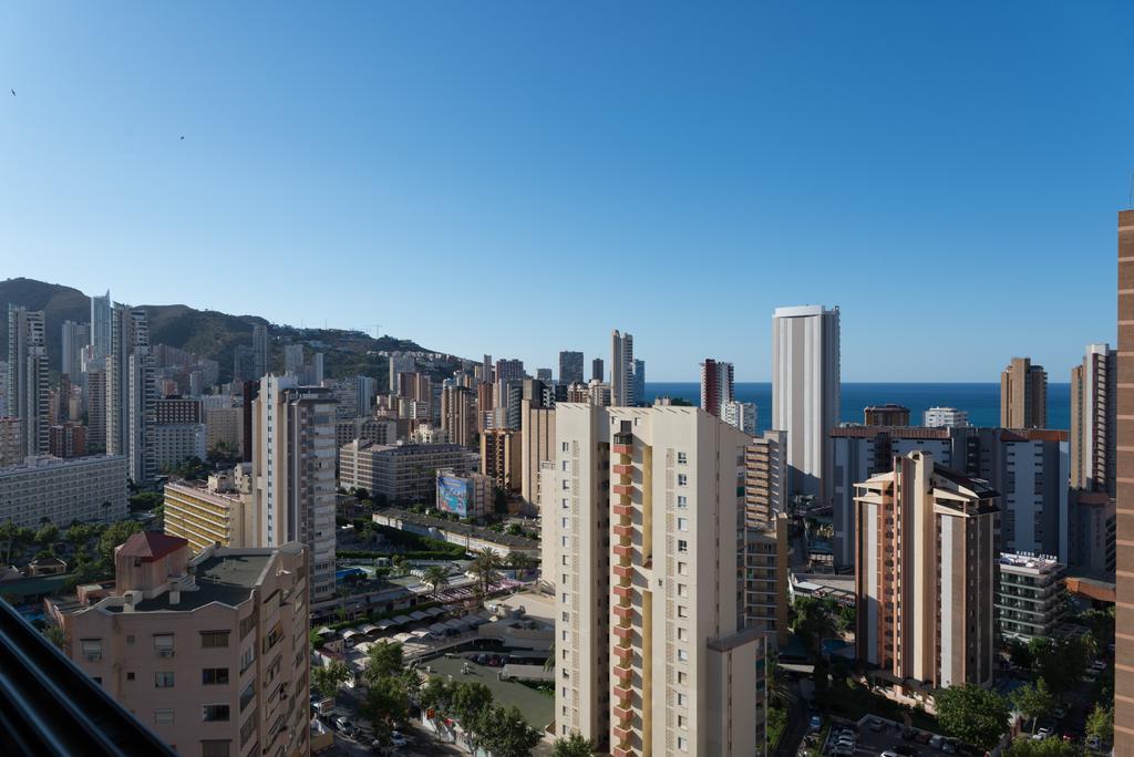 Gemelos 4 Benidorm Bagian luar foto