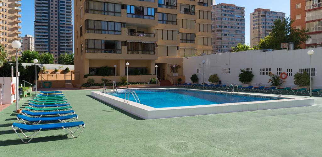 Gemelos 4 Benidorm Bagian luar foto