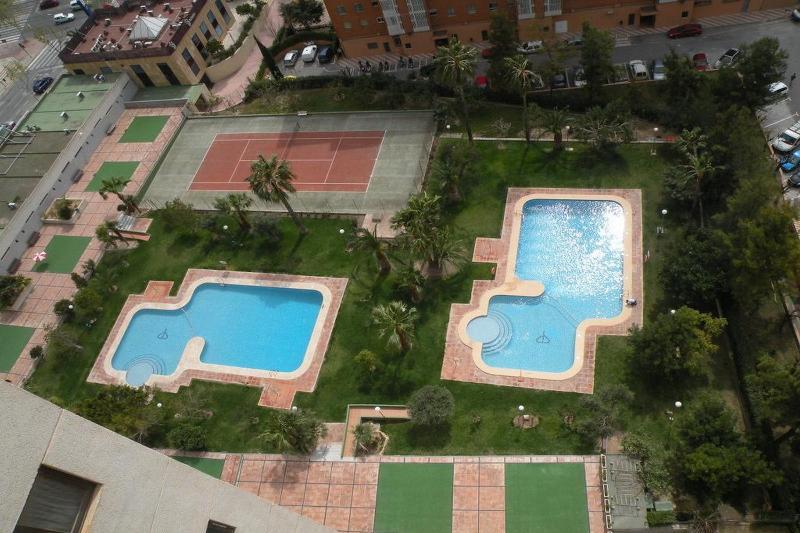 Gemelos 4 Benidorm Bagian luar foto